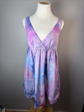 Tie-Dye V-Neck Sleeveless Women's dress in Purple and Blue